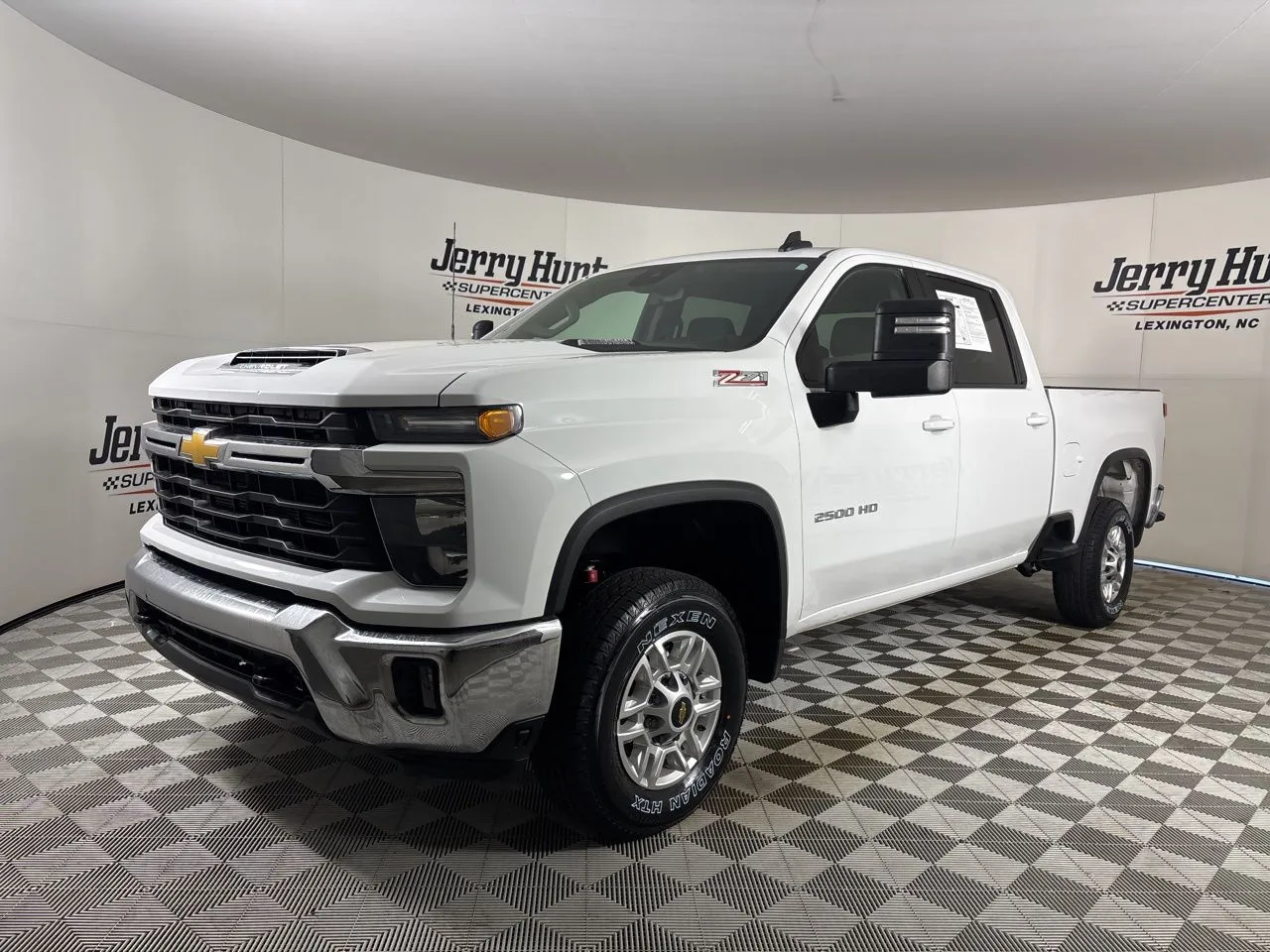 2024 Chevrolet Silverado 2500HD LT's photo
