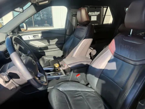 Photos of 2022 Ford Explorer Platinum for sale in Lexington, NC at Jerry Hunt Supercenter - Lexington