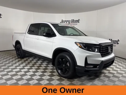 More photos of 2023 Honda Ridgeline Black Edition at Jerry Hunt Supercenter - Lexington, NC