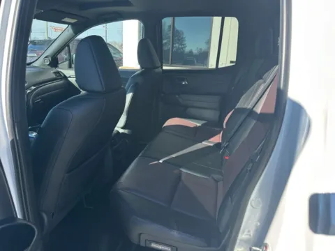 More photos of 2023 Honda Ridgeline Black Edition at Jerry Hunt Supercenter - Lexington, NC