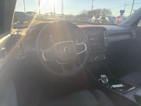 More photos of 2024 Volvo XC40 Ultimate at Jerry Hunt Supercenter - Lexington, NC