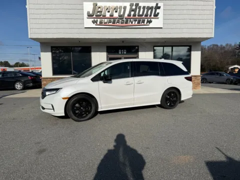 White 2024 Honda Odyssey Sport for sale in Lexington, NC