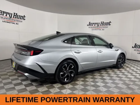 More photos of 2025 Hyundai Sonata SEL at Jerry Hunt Supercenter - Lexington, NC