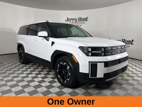 More photos of 2025 Hyundai Santa Fe SE at Jerry Hunt Supercenter - Lexington, NC