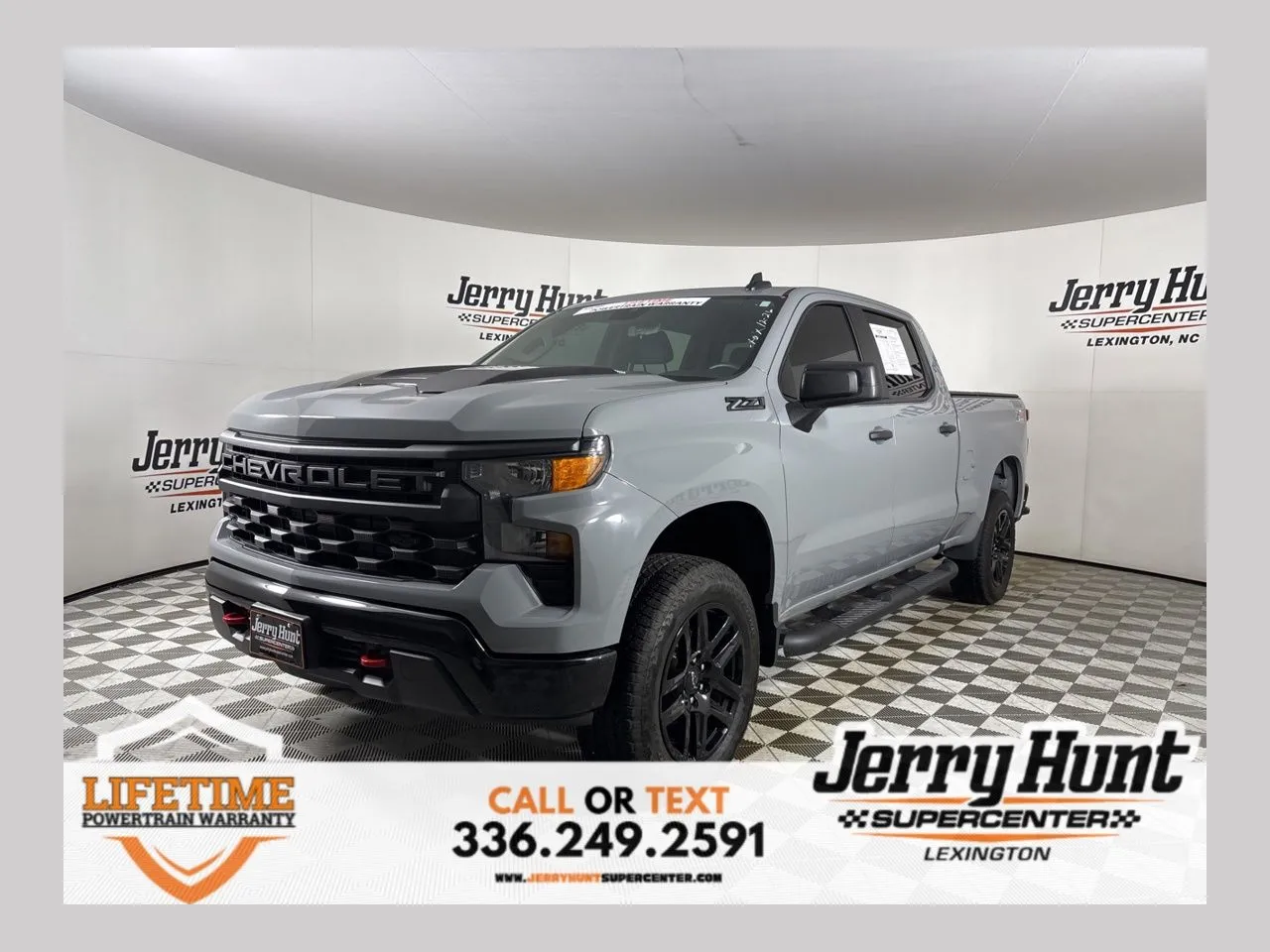 2024 Chevrolet Silverado 1500 Custom's photo