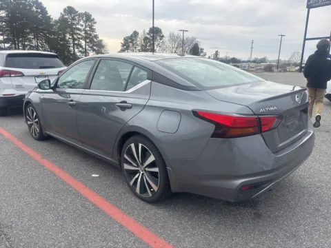 More photos of 2020 Nissan Altima 2.5 SR at Jerry Hunt Supercenter - Lexington, NC