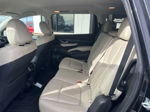 More photos of 2022 Subaru Ascent Limited at Jerry Hunt Supercenter - Lexington, NC