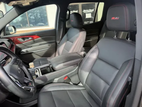 Photos of 2024 Chevrolet Traverse Z71 for sale in Lexington, NC at Jerry Hunt Supercenter - Lexington