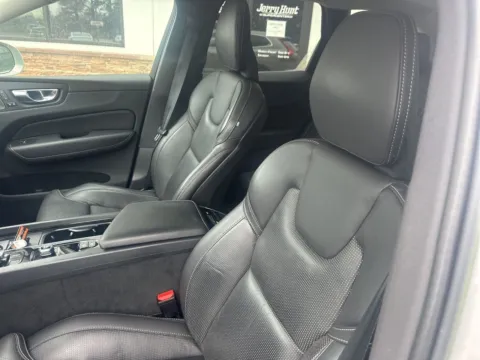 Photos of 2022 Volvo XC60 B5 Inscription for sale in Lexington, NC at Jerry Hunt Supercenter - Lexington