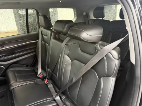 Another view of 2022 Jeep Grand Cherokee L Limited for sale in Lexington, NC at Jerry Hunt Supercenter - Lexington