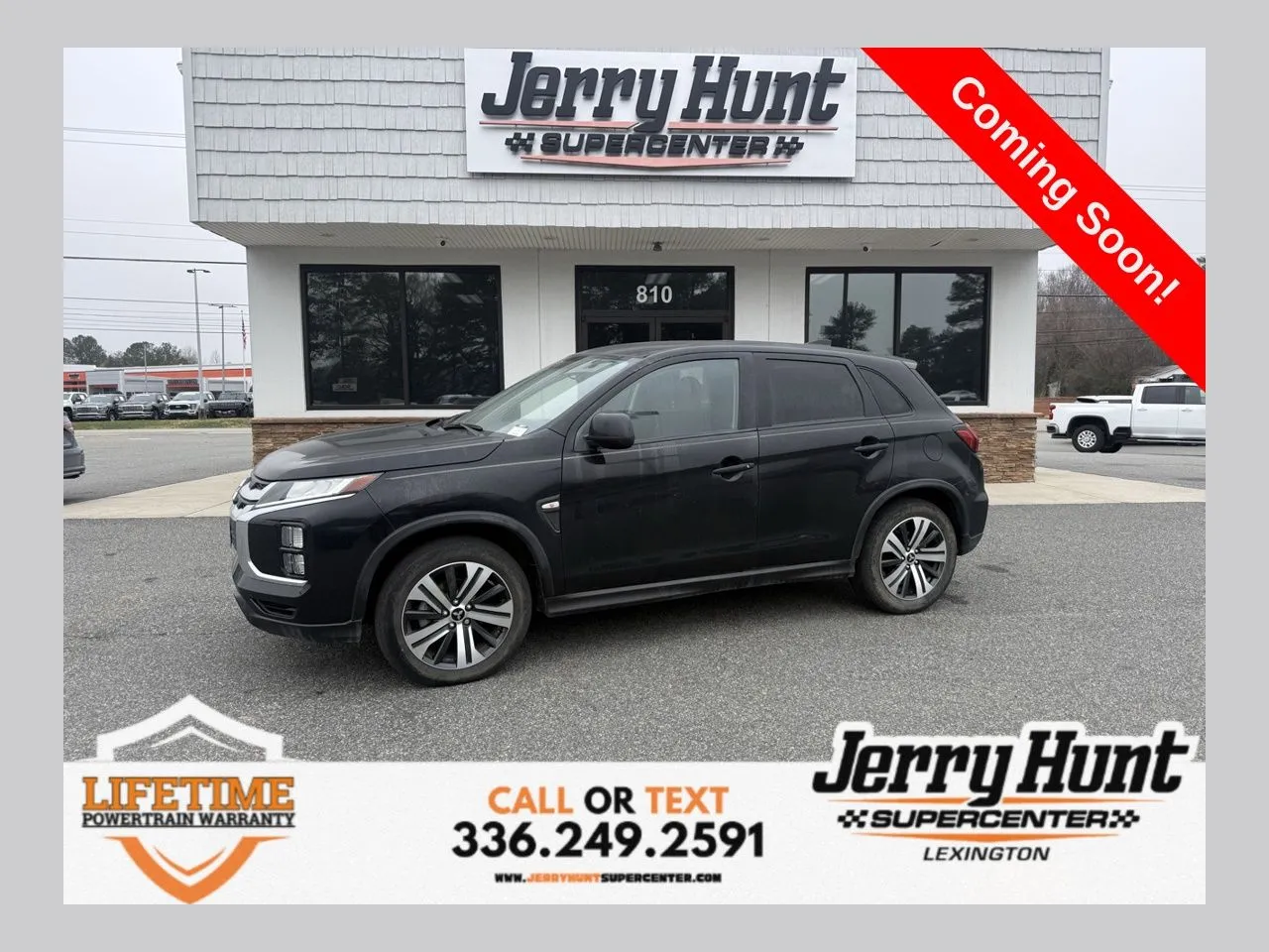 2022 Mitsubishi Outlander Sport ES's photo