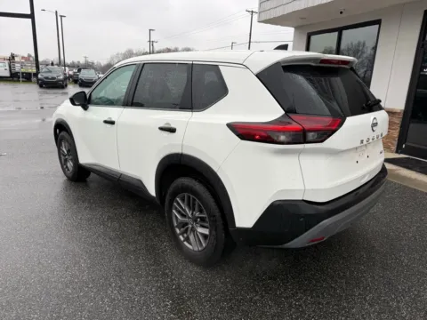 More photos of 2023 Nissan Rogue S at Jerry Hunt Supercenter - Lexington, NC