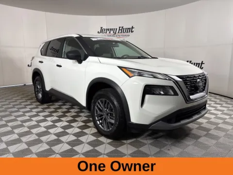 More photos of 2023 Nissan Rogue S at Jerry Hunt Supercenter - Lexington, NC