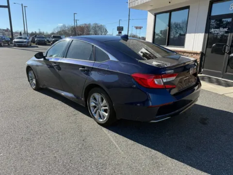 More photos of 2020 Honda Accord LX at Jerry Hunt Supercenter - Lexington, NC