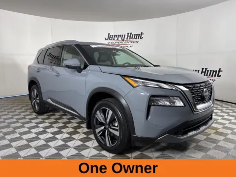 More photos of 2023 Nissan Rogue SL at Jerry Hunt Supercenter - Lexington, NC