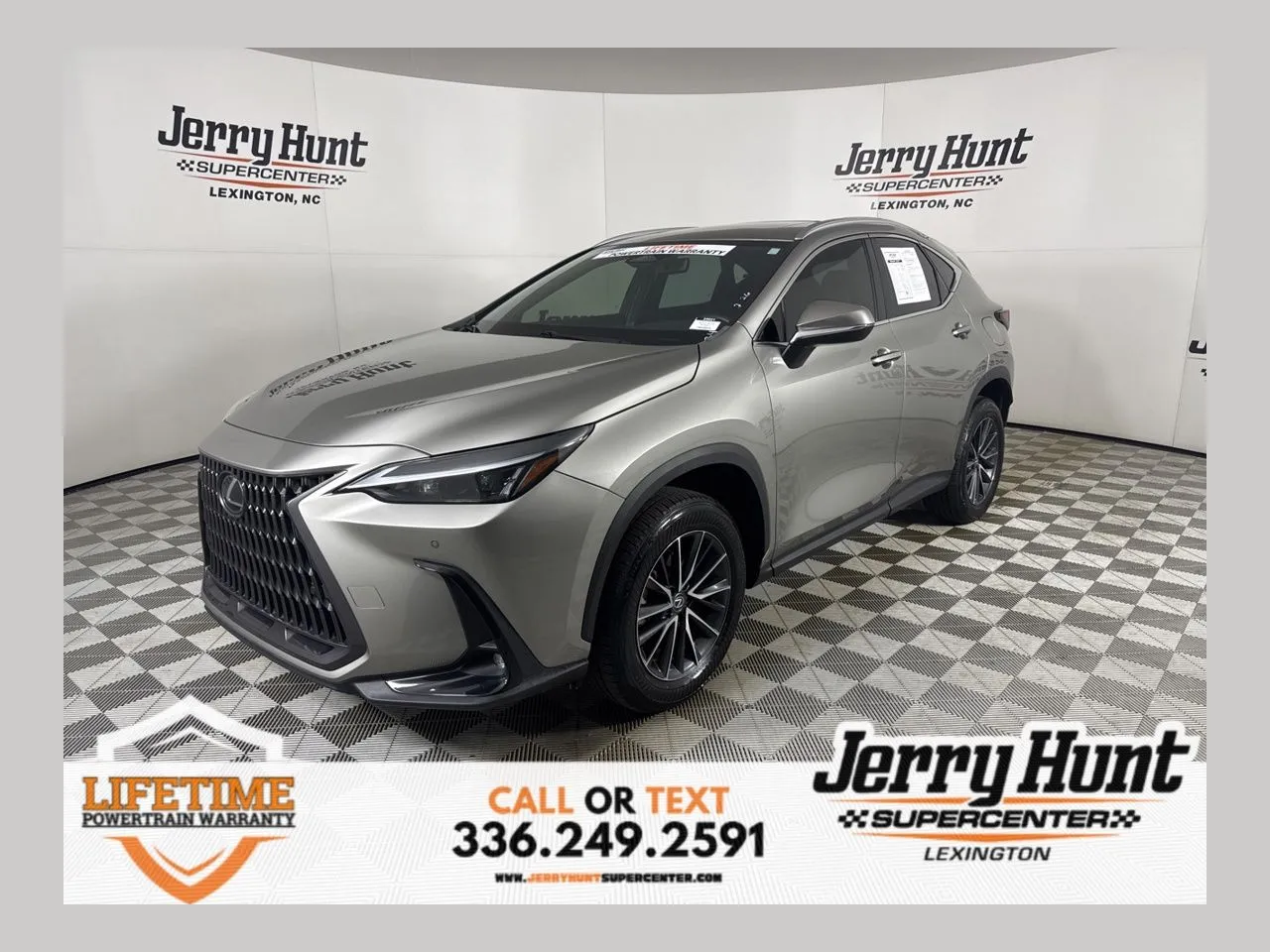 2024 Lexus NX 250's photo