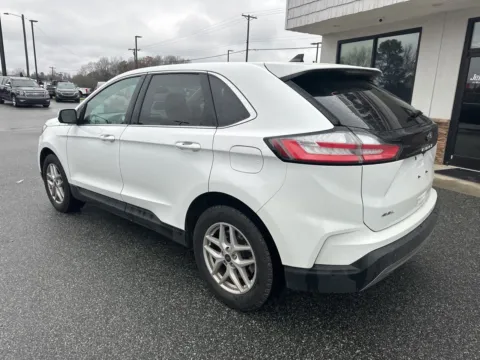 More photos of 2024 Ford Edge SEL at Jerry Hunt Supercenter - Lexington, NC