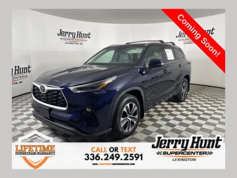 Blue 2021 Toyota Highlander XLE for sale in Lexington, NC