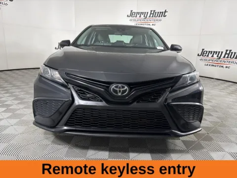 More photos of 2021 Toyota Camry SE at Jerry Hunt Supercenter - Lexington, NC