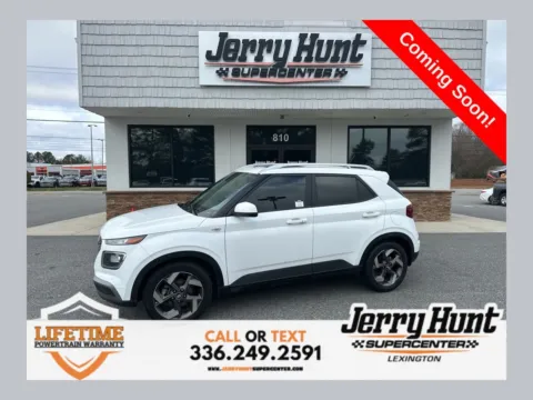 White 2024 Hyundai Venue SEL for sale in Lexington, NC
