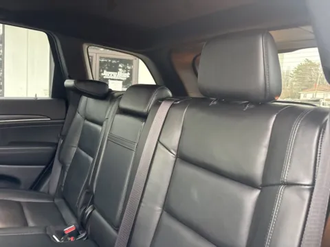 More photos of 2022 Jeep Grand Cherokee WK Limited at Jerry Hunt Supercenter - Lexington, NC