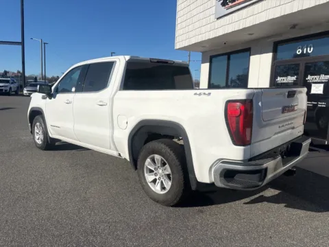 More photos of 2023 GMC Sierra 1500 SLE at Jerry Hunt Supercenter - Lexington, NC