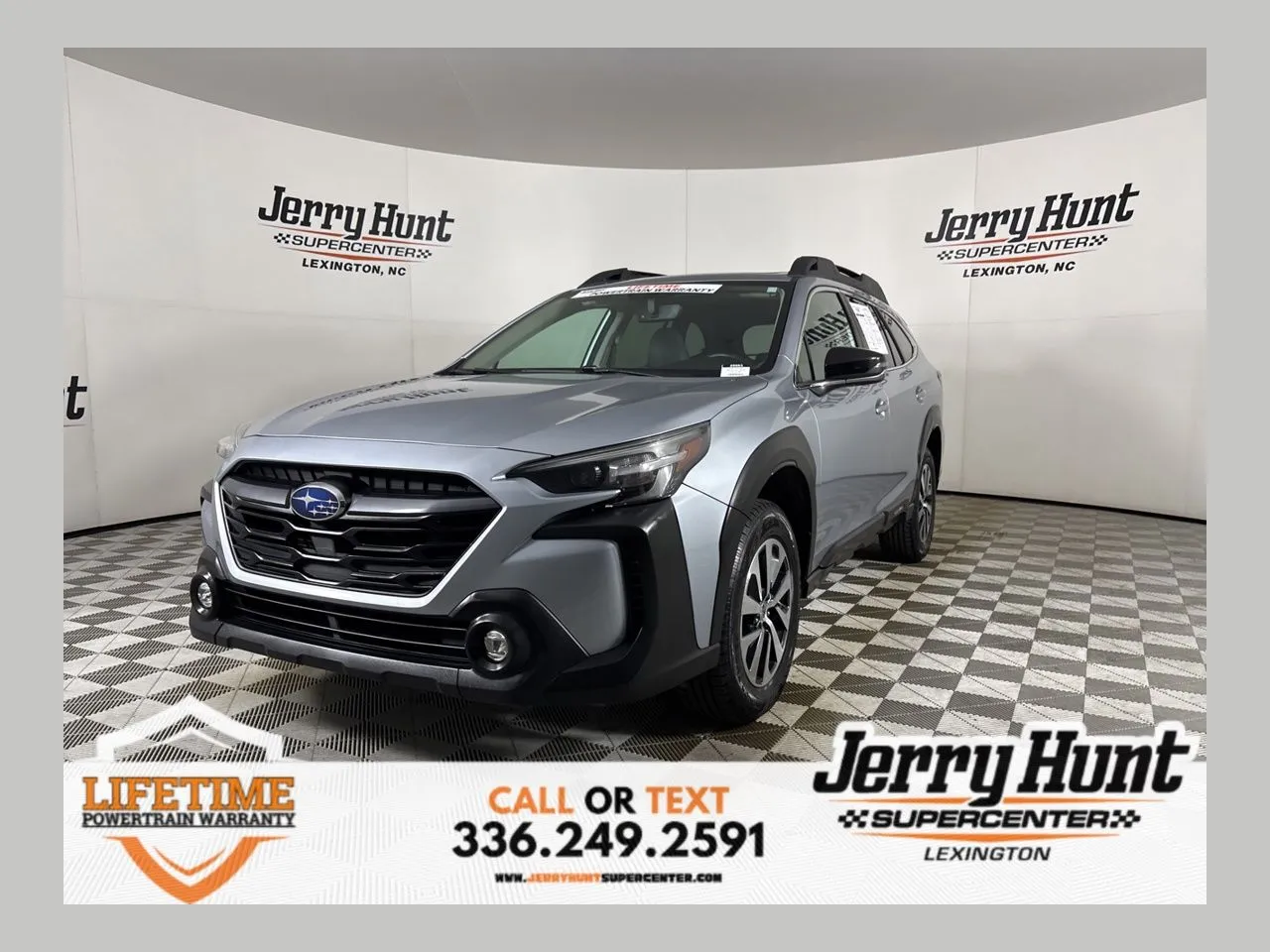 2023 Subaru Outback Premium's photo