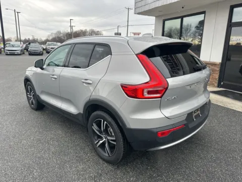 More photos of 2025 Volvo XC40 B5 Core at Jerry Hunt Supercenter - Lexington, NC