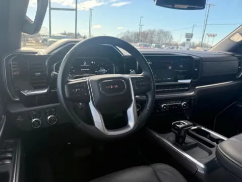 More photos of 2023 GMC Sierra 1500 SLT at Jerry Hunt Supercenter - Lexington, NC