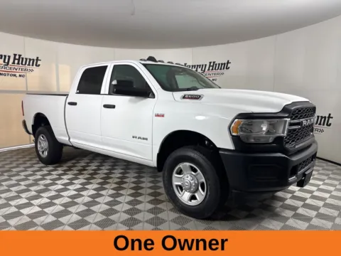 More photos of 2020 Ram 2500 Tradesman at Jerry Hunt Supercenter - Lexington, NC