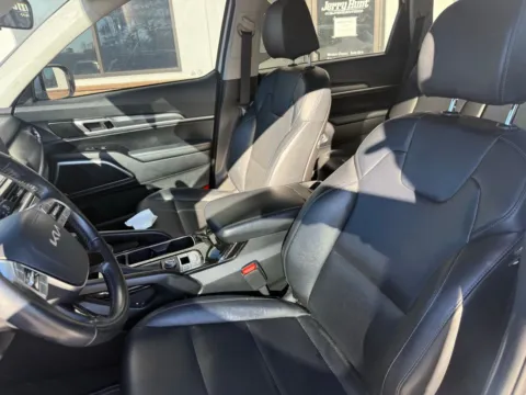 Photos of 2022 Kia Telluride LX for sale in Lexington, NC at Jerry Hunt Supercenter - Lexington