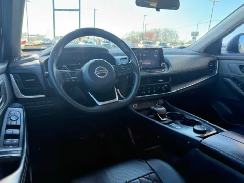 More photos of 2021 Nissan Rogue S at Jerry Hunt Supercenter - Lexington, NC