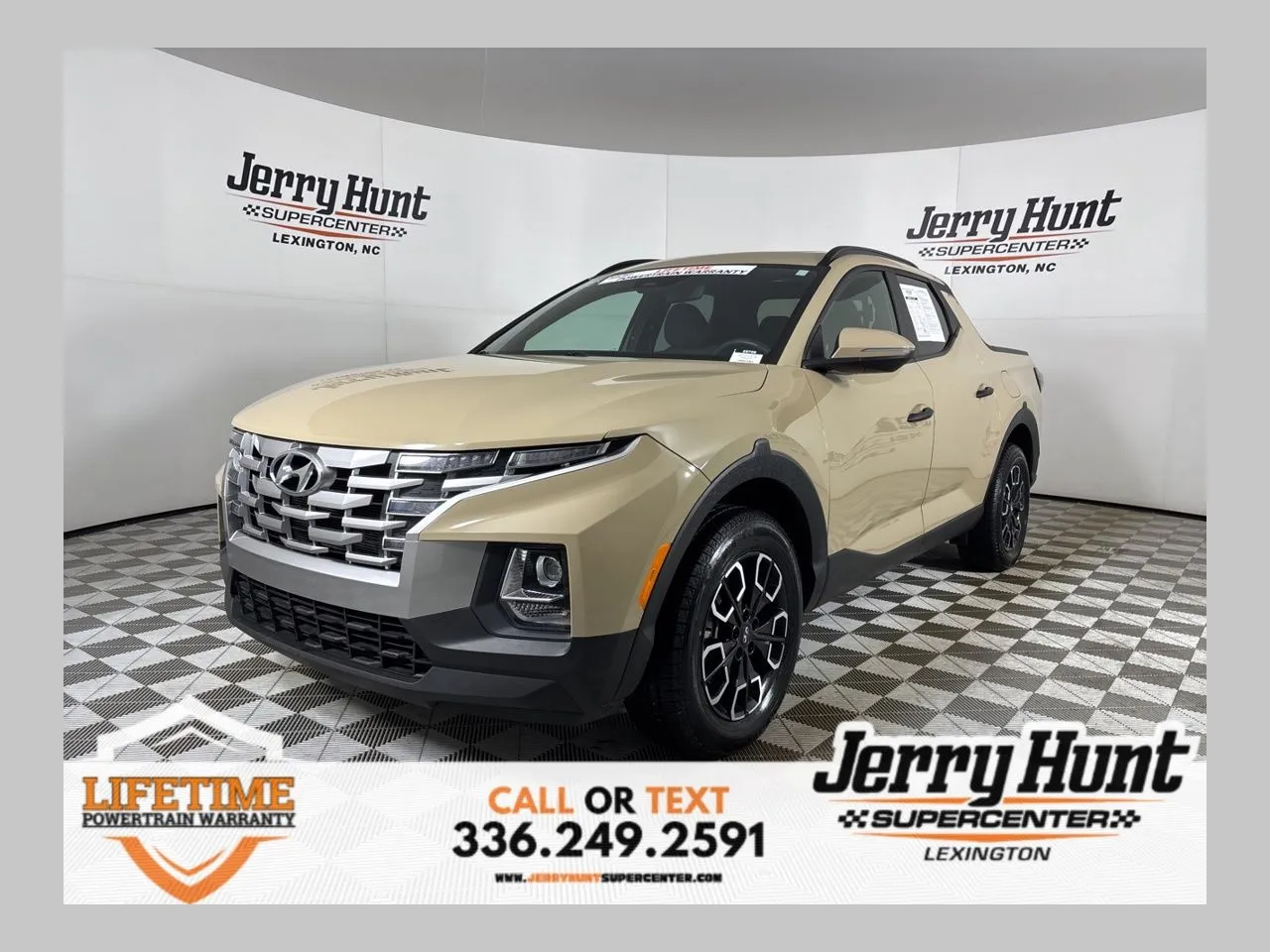 2023 Hyundai Santa Cruz SEL's photo