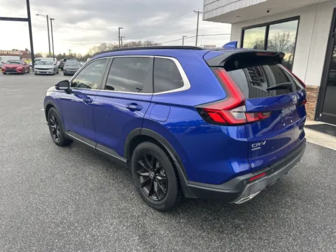 More photos of 2024 Honda CR-V Hybrid Sport-L at Jerry Hunt Supercenter - Lexington, NC