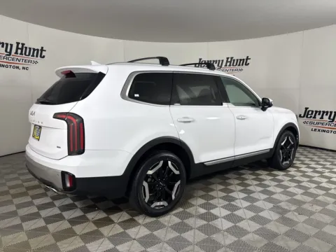 More photos of 2024 Kia Telluride EX at Jerry Hunt Supercenter - Lexington, NC