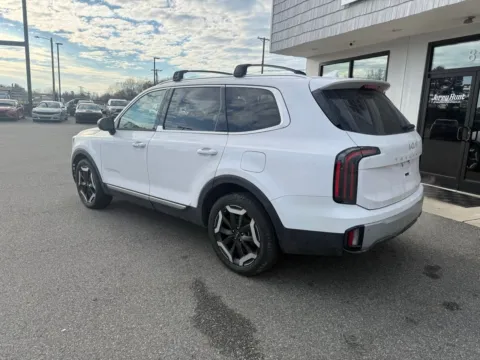 More photos of 2024 Kia Telluride EX at Jerry Hunt Supercenter - Lexington, NC
