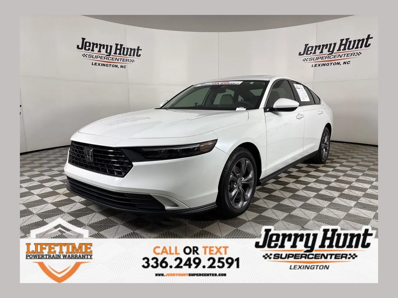 2024 Honda Accord EX's photo