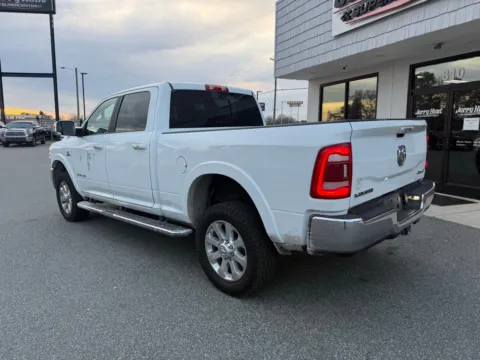 More photos of 2022 Ram 2500 Laramie at Jerry Hunt Supercenter - Lexington, NC