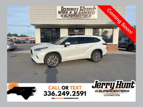 White 2022 Toyota Highlander Platinum for sale in Lexington, NC