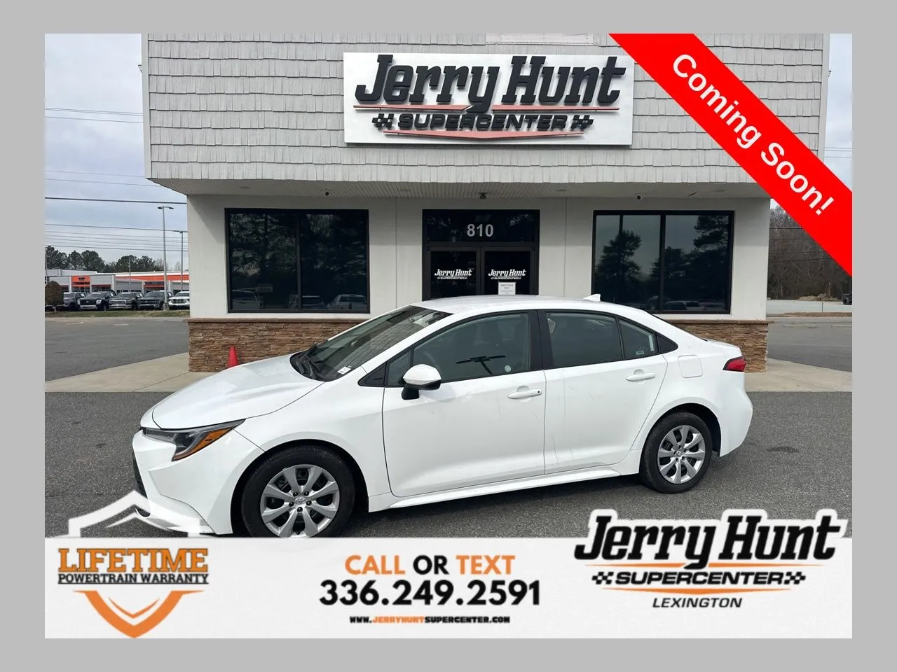 2024 Toyota Corolla LE's photo