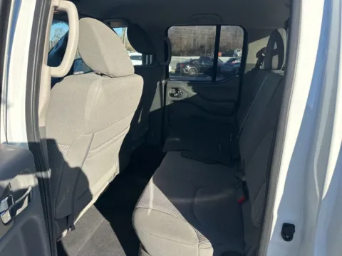More photos of 2021 Nissan Frontier SV at Jerry Hunt Supercenter - Lexington, NC