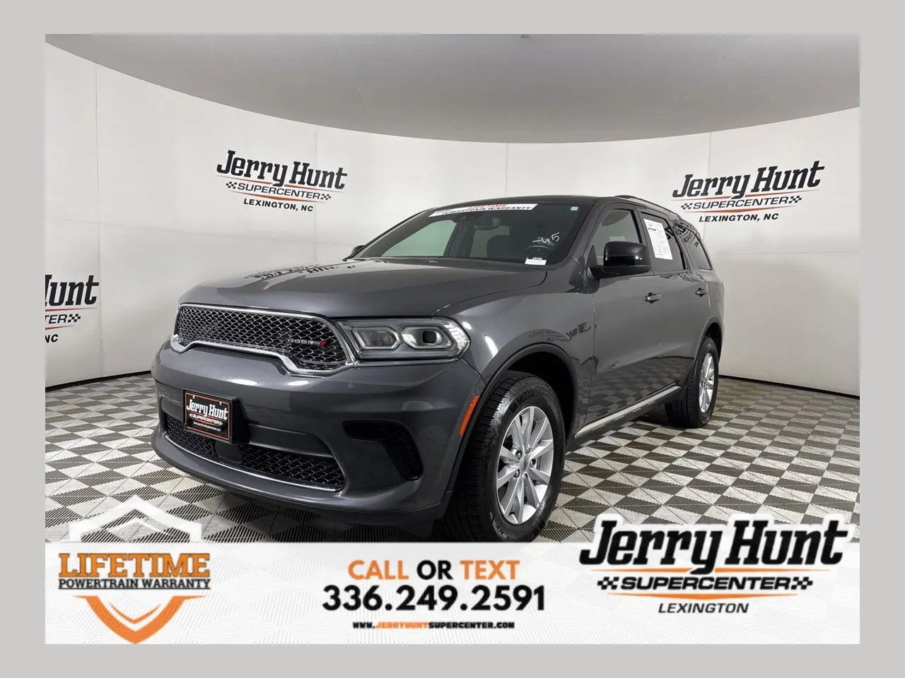 2023 Dodge Durango SXT's photo