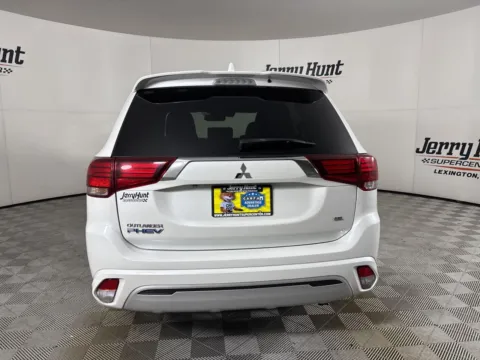 More photos of 2020 Mitsubishi Outlander PHEV SEL at Jerry Hunt Supercenter - Lexington, NC
