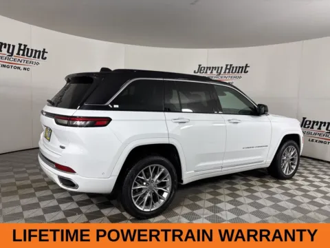 More photos of 2025 Jeep Grand Cherokee Summit at Jerry Hunt Supercenter - Lexington, NC