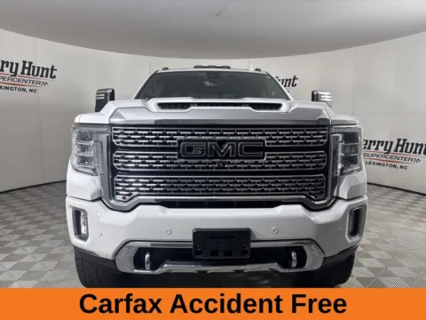 More photos of 2020 GMC Sierra 2500HD Denali at Jerry Hunt Supercenter - Lexington, NC