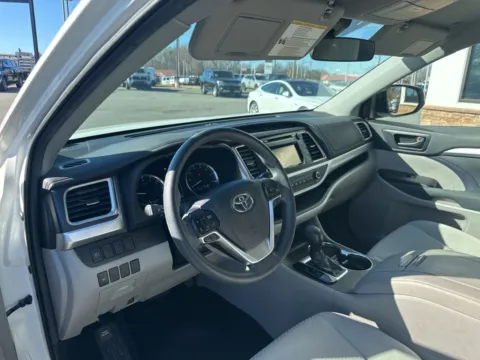 Another view of 2019 Toyota Highlander LE for sale in Lexington, NC at Jerry Hunt Supercenter - Lexington