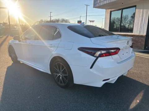 More photos of 2023 Toyota Camry SE at Jerry Hunt Supercenter - Lexington, NC