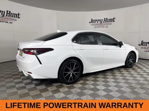 More photos of 2023 Toyota Camry SE at Jerry Hunt Supercenter - Lexington, NC