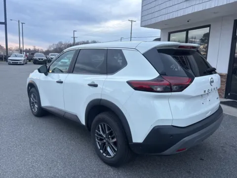 More photos of 2023 Nissan Rogue S at Jerry Hunt Supercenter - Lexington, NC