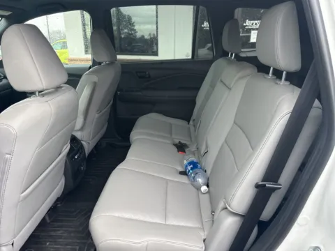 More photos of 2023 Honda Passport Elite at Jerry Hunt Supercenter - Lexington, NC